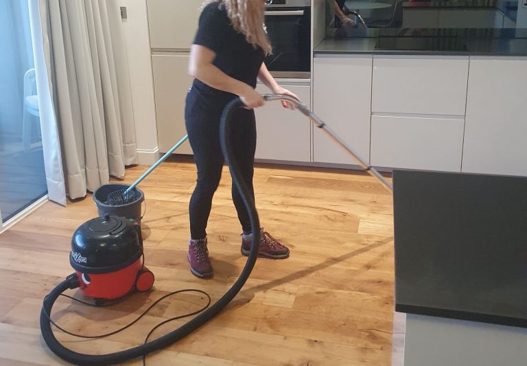 How to clean polished hardwood floors