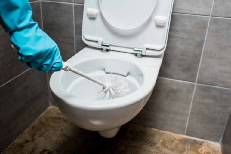 How to Clean Limescale from Toilet: Easy Methods